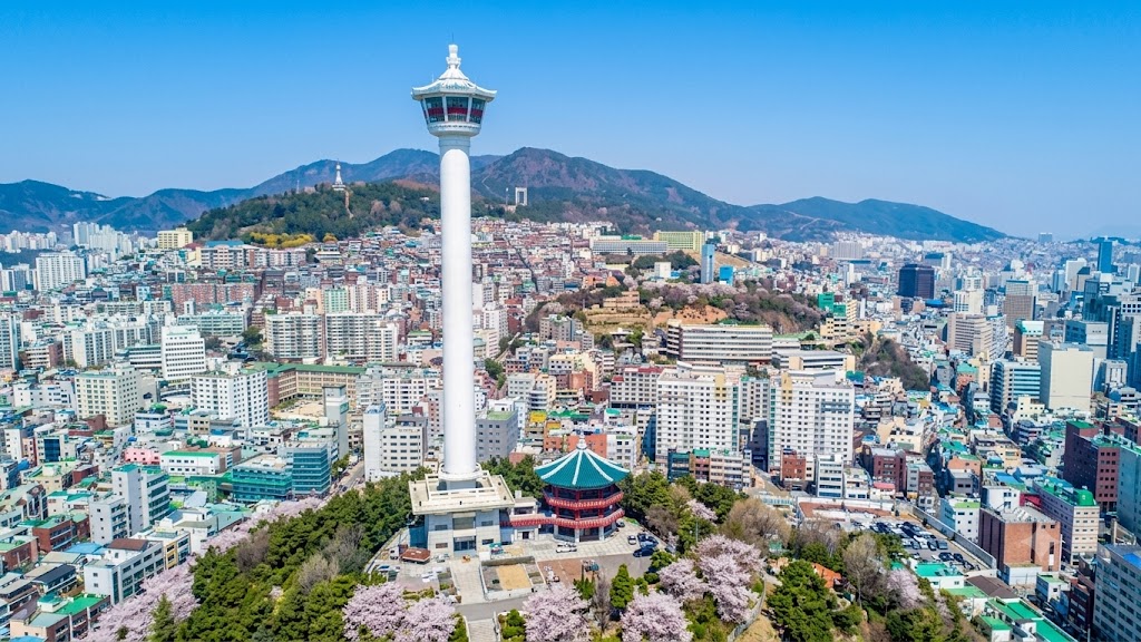 Busan_Tower_2_South_Korea.jpeg