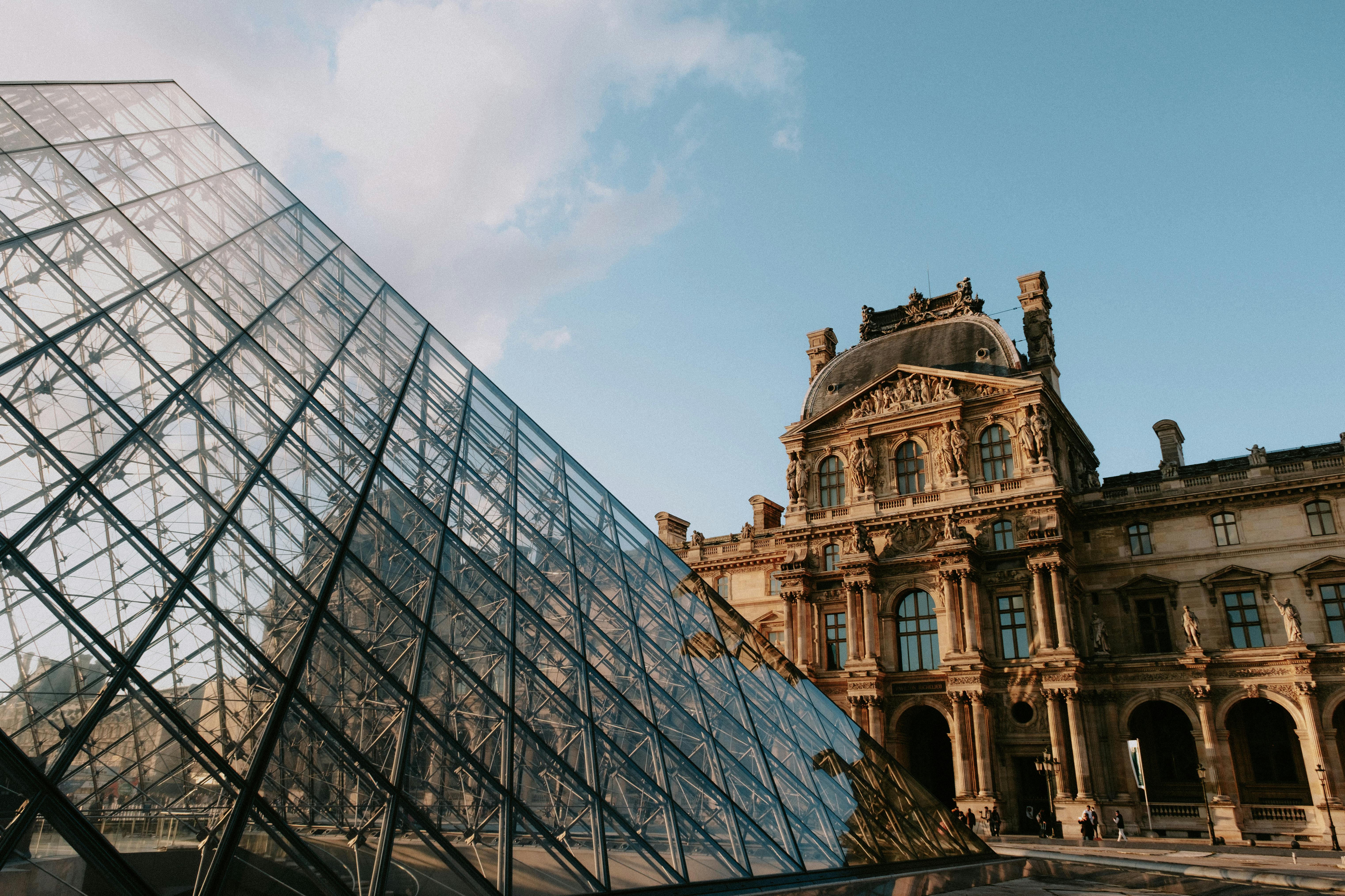 Louvre_Museum_Paris_France_1.jpg