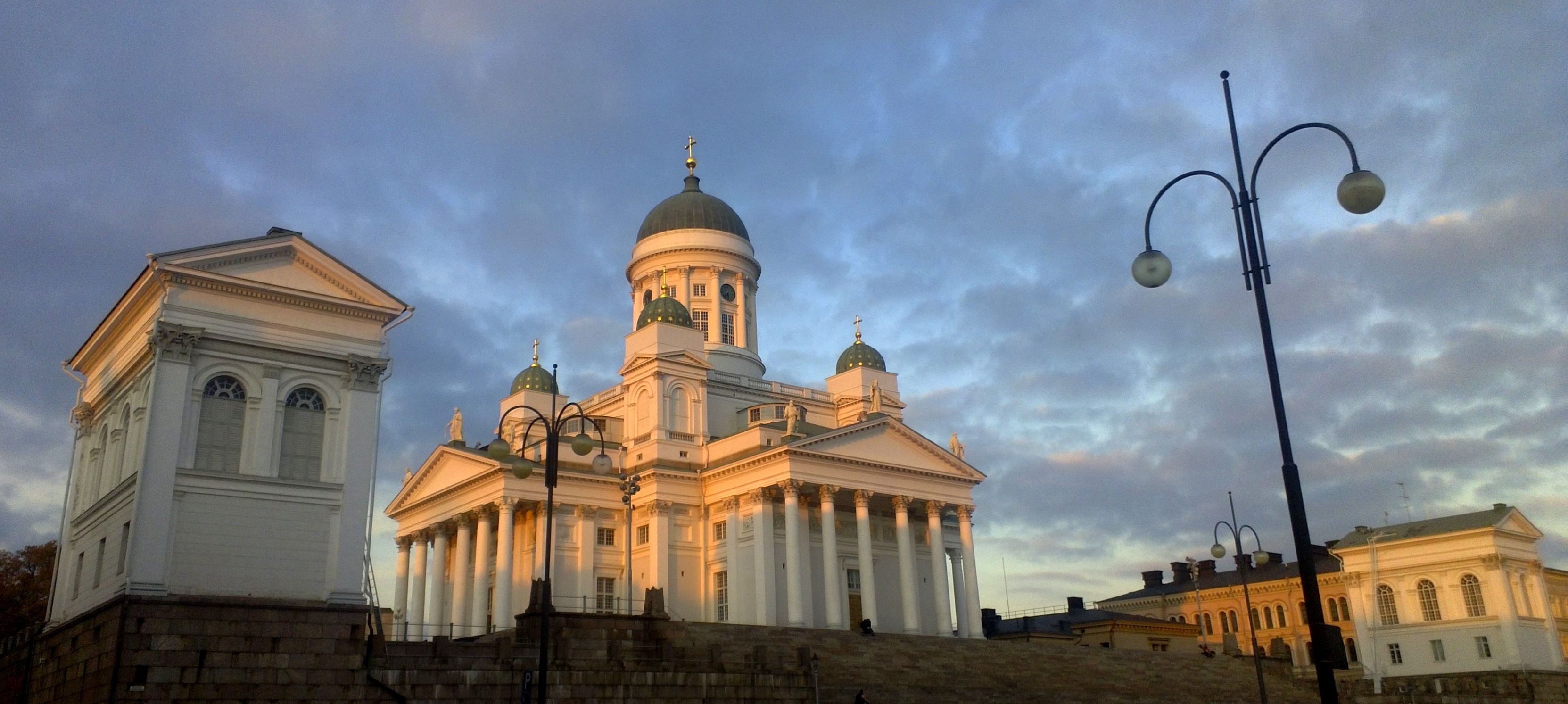 Helsinki_Cathedral_2_Finland.jpg