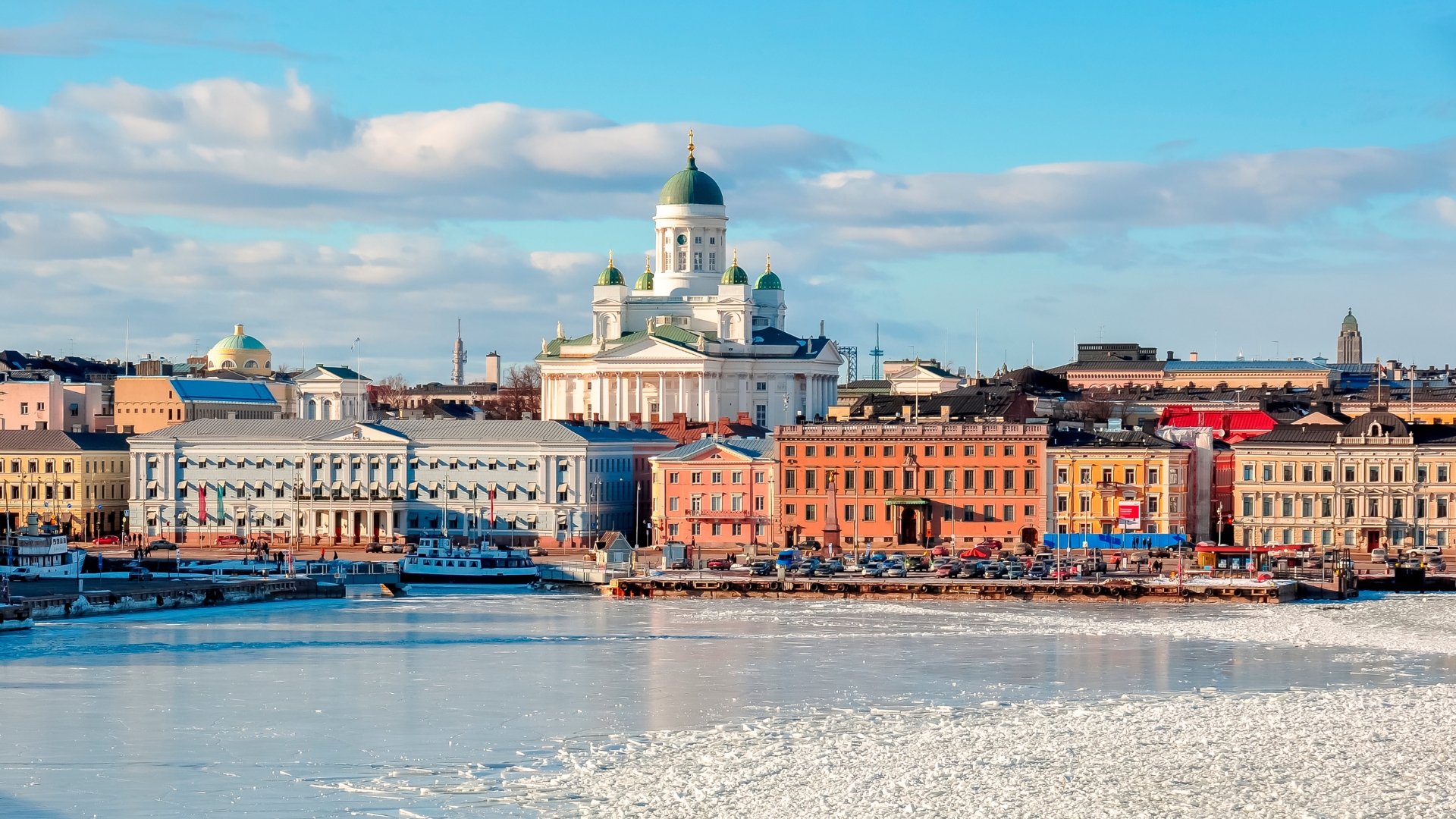 Helsinki_Skyline_Skyline_.jpg
