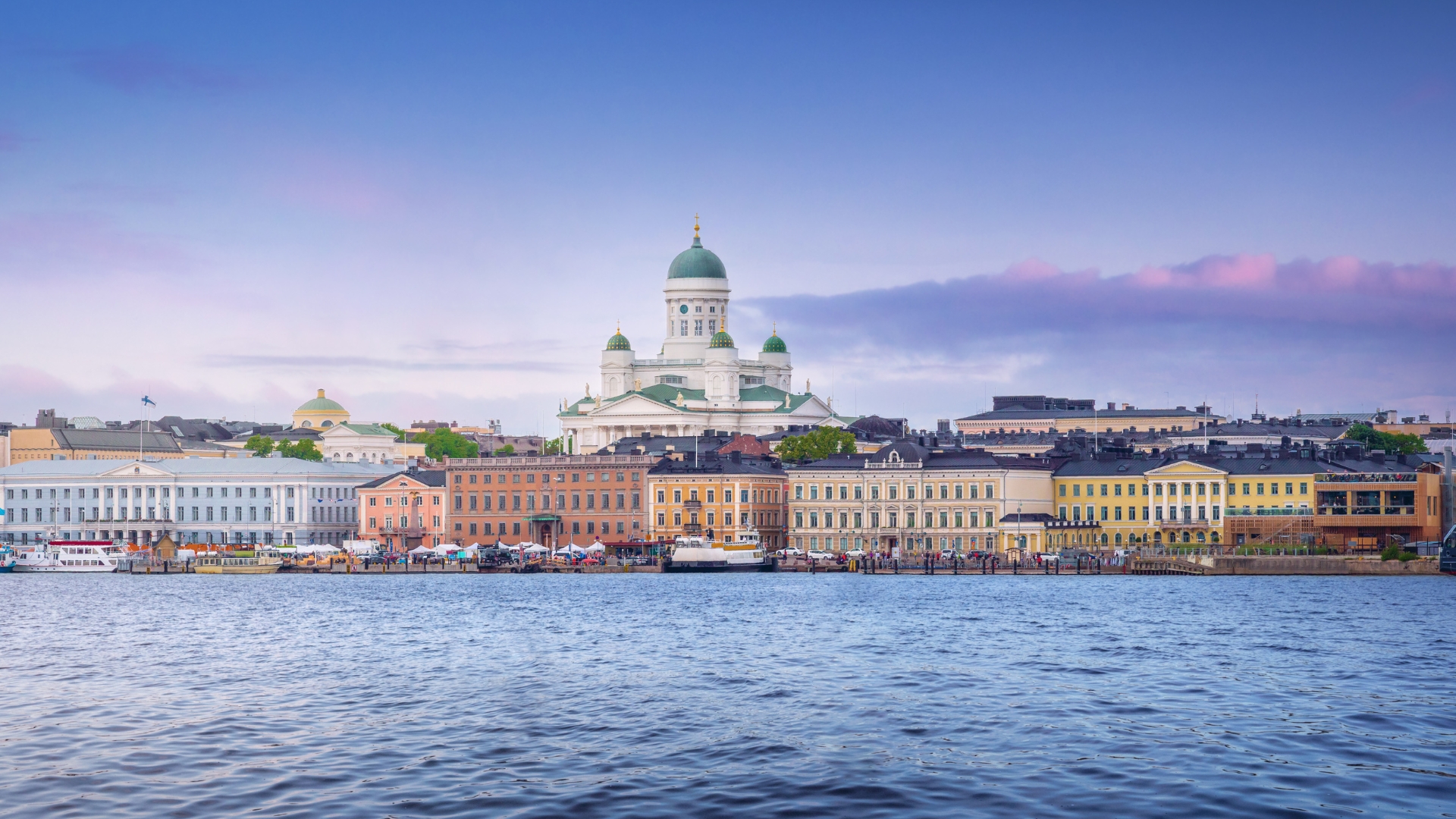 Helsinki_Skyline_2_Skyline.jpg
