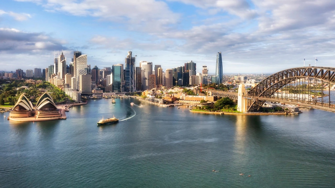 Circular_Quay_Sydney_Australia.jpeg