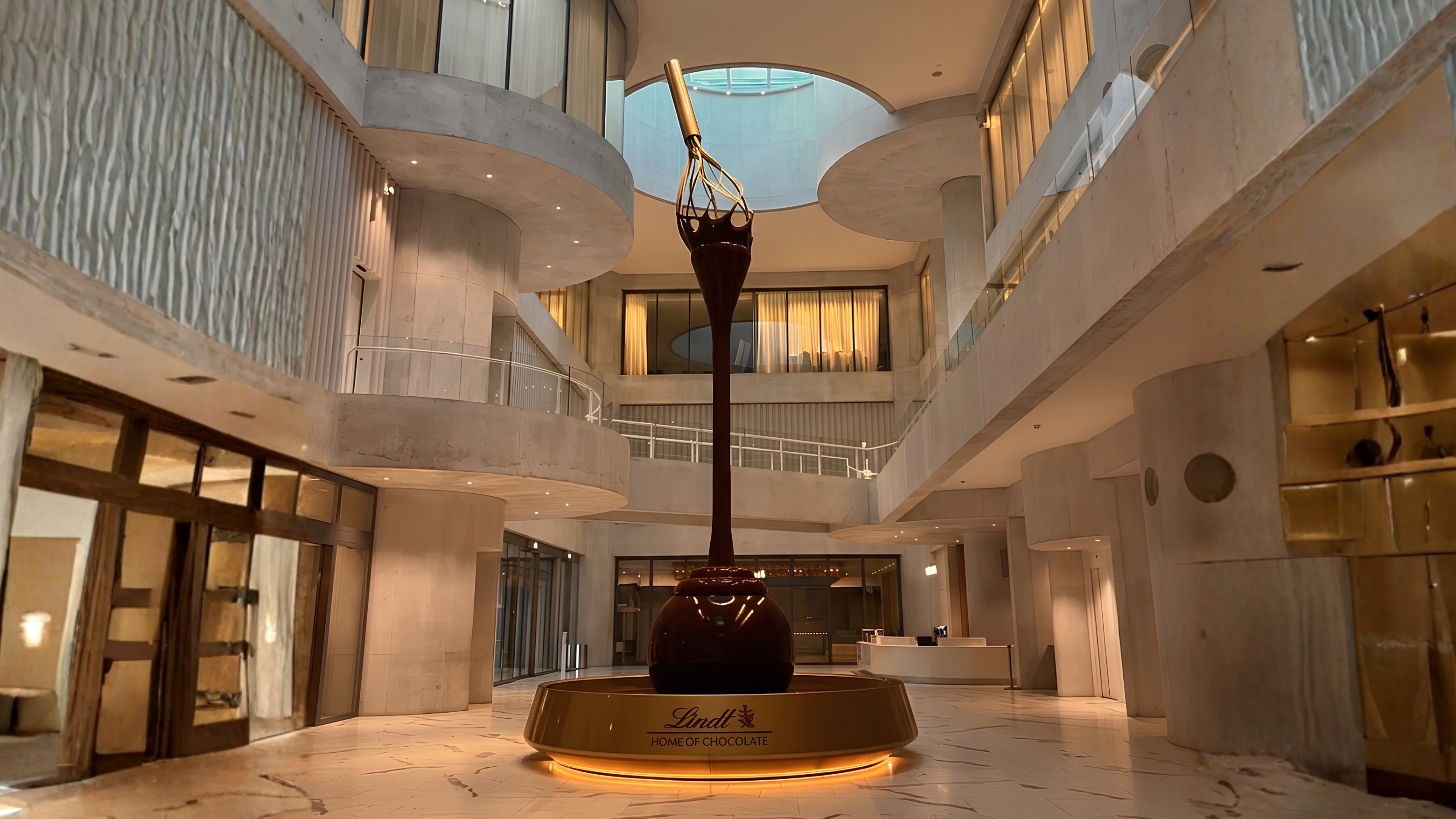 Lindt_Chocolate_Factory_Zurich_Switzerland.jpg