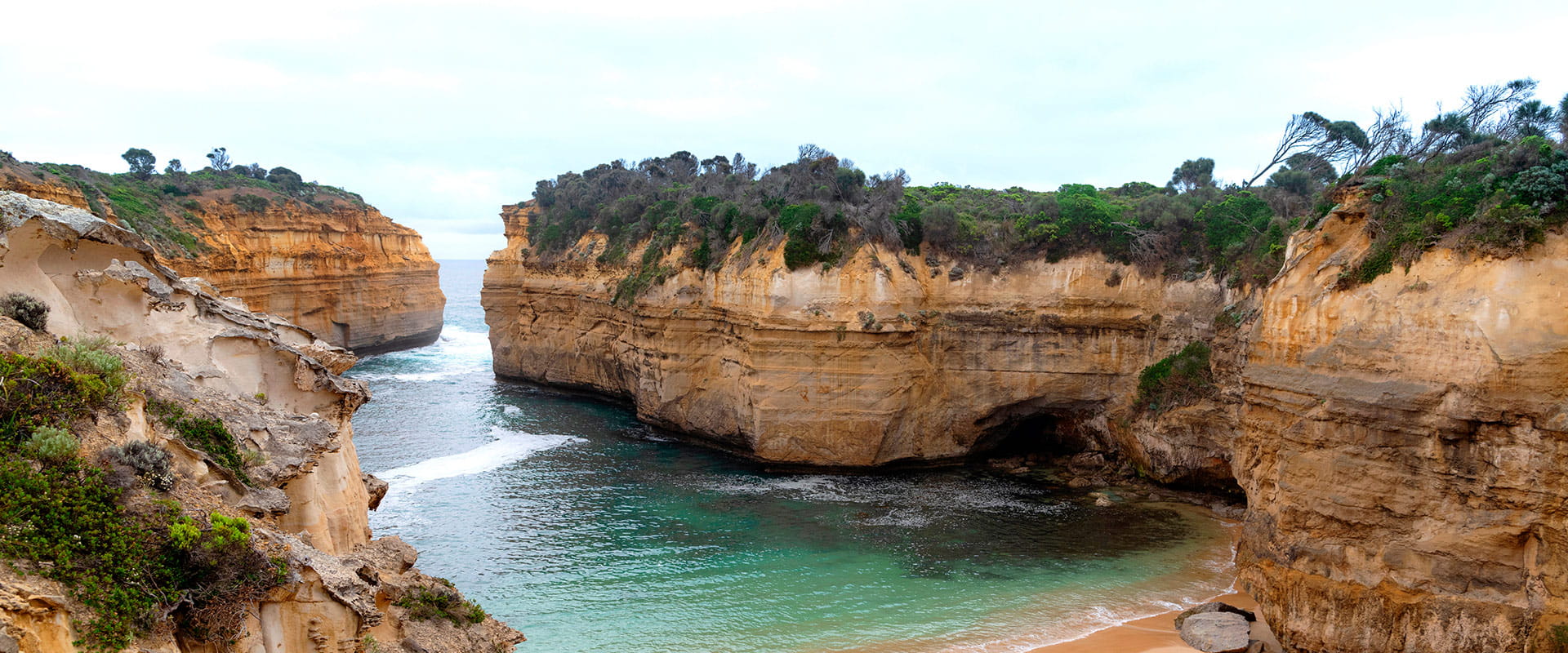 Loch-ard-gorge_Melbourne.jpeg